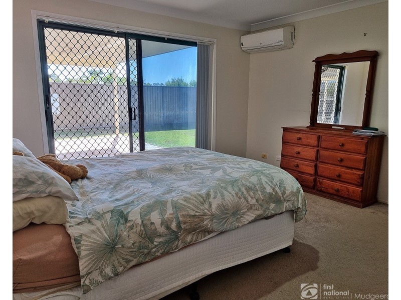 6 Leicester Terrace, Mudgeeraba QLD 4213