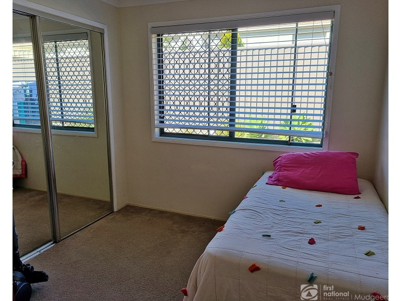 6 Leicester Terrace, Mudgeeraba QLD 4213