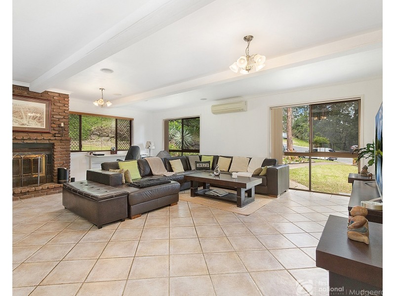 5 Alleena Court, Mudgeeraba QLD 4213