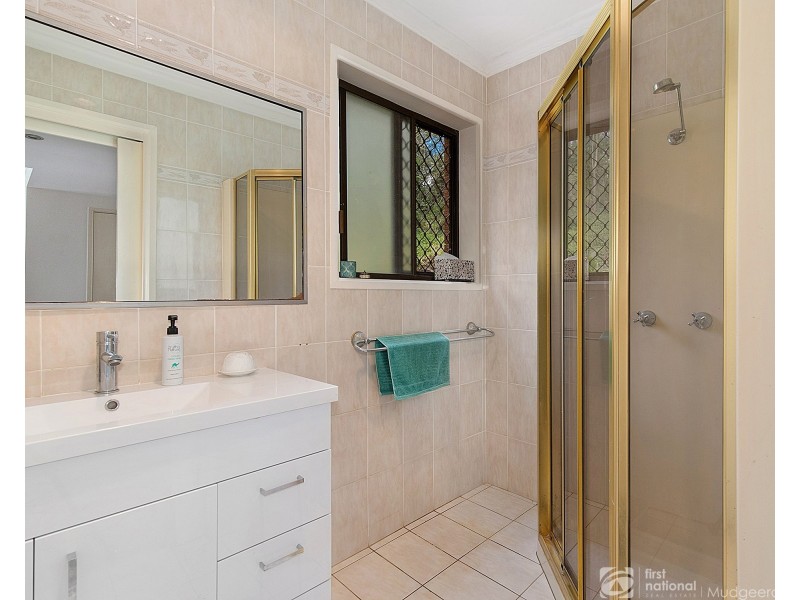 5 Alleena Court, Mudgeeraba QLD 4213