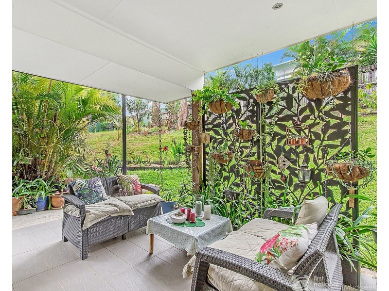 8 Cherokee Crescent, Mudgeeraba QLD 4213