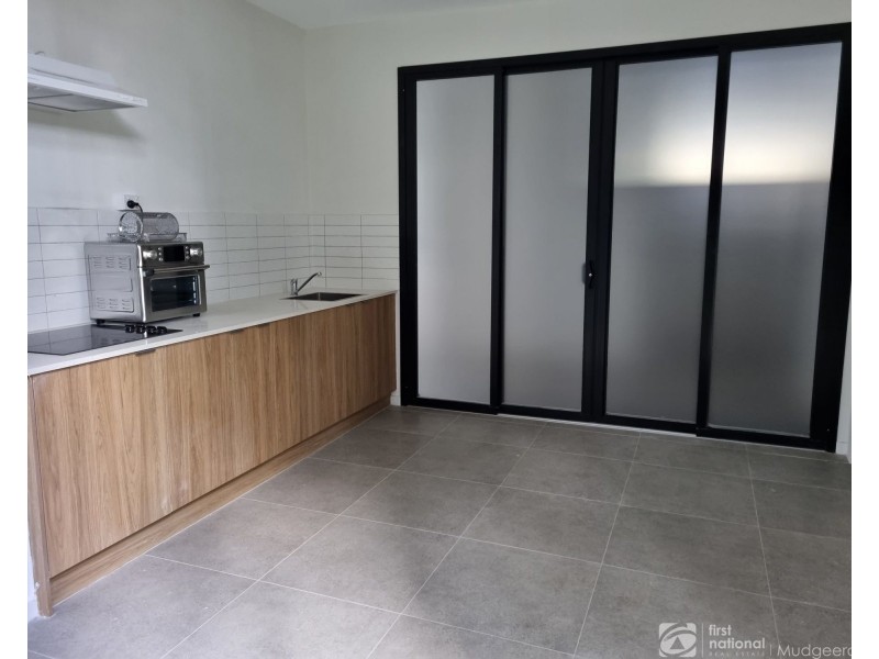 31 Aubrey Street, Surfers Paradise QLD 4217