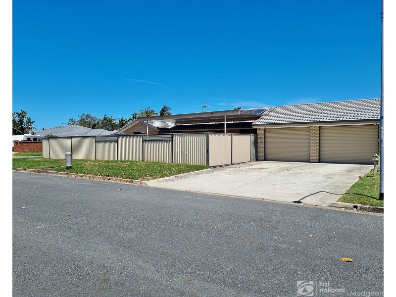4 Thompson Street, Biggera Waters QLD 4216