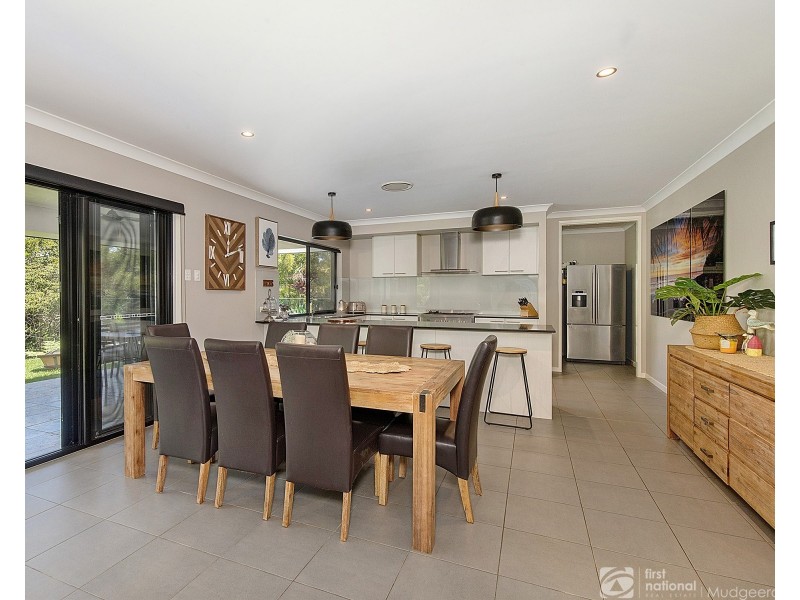 29 Jackaroo Crescent, Gilston QLD 4211