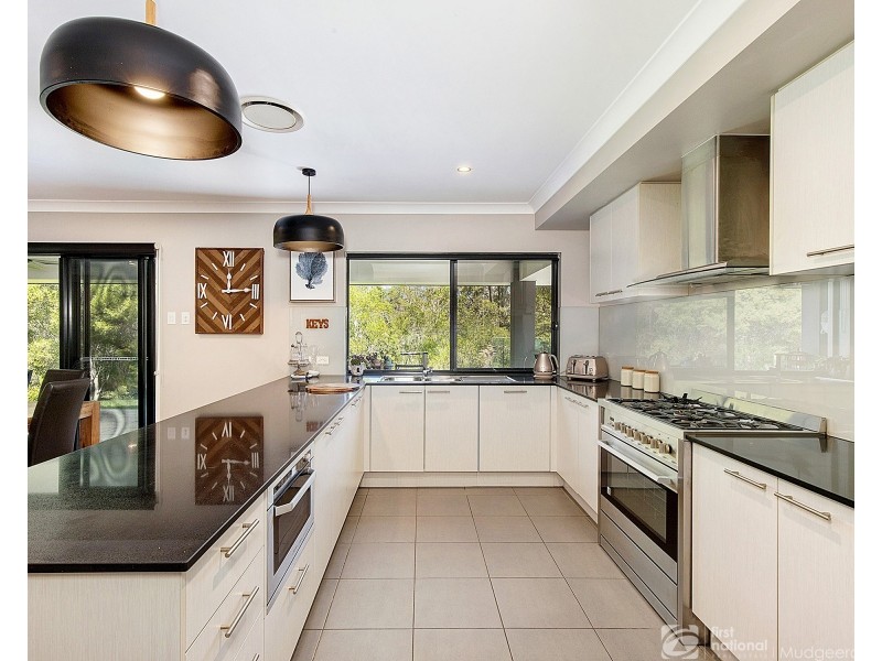 29 Jackaroo Crescent, Gilston QLD 4211