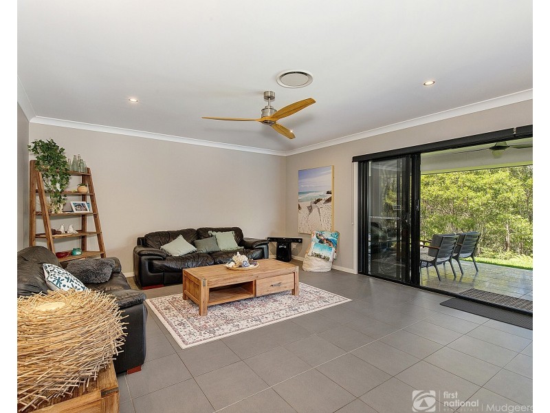 29 Jackaroo Crescent, Gilston QLD 4211