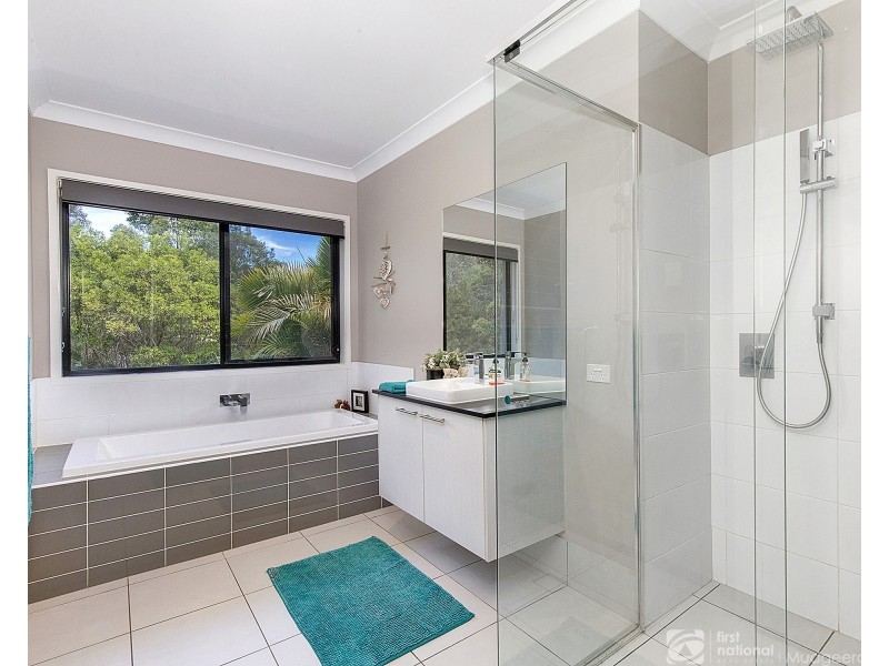 29 Jackaroo Crescent, Gilston QLD 4211