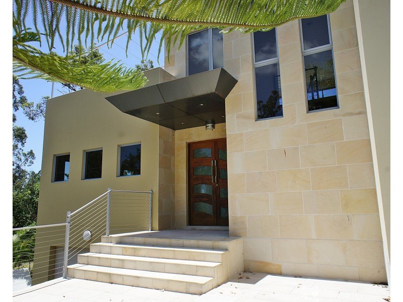 2 Hannah Court, Worongary QLD 4213