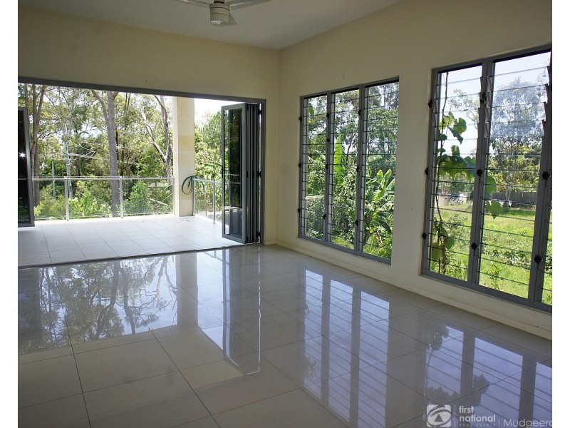 2 Hannah Court, Worongary QLD 4213