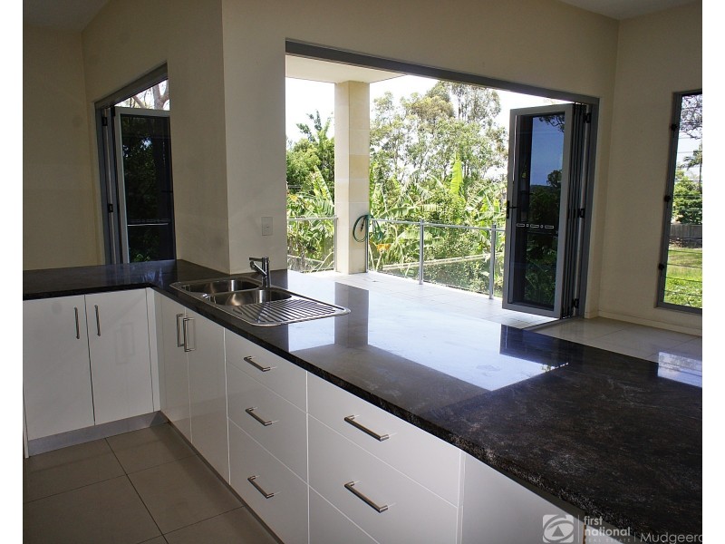 2 Hannah Court, Worongary QLD 4213