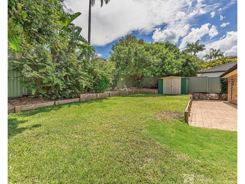 8 Jondique Avenue, Merrimac QLD 4226