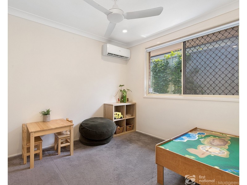 8 Jondique Avenue, Merrimac QLD 4226