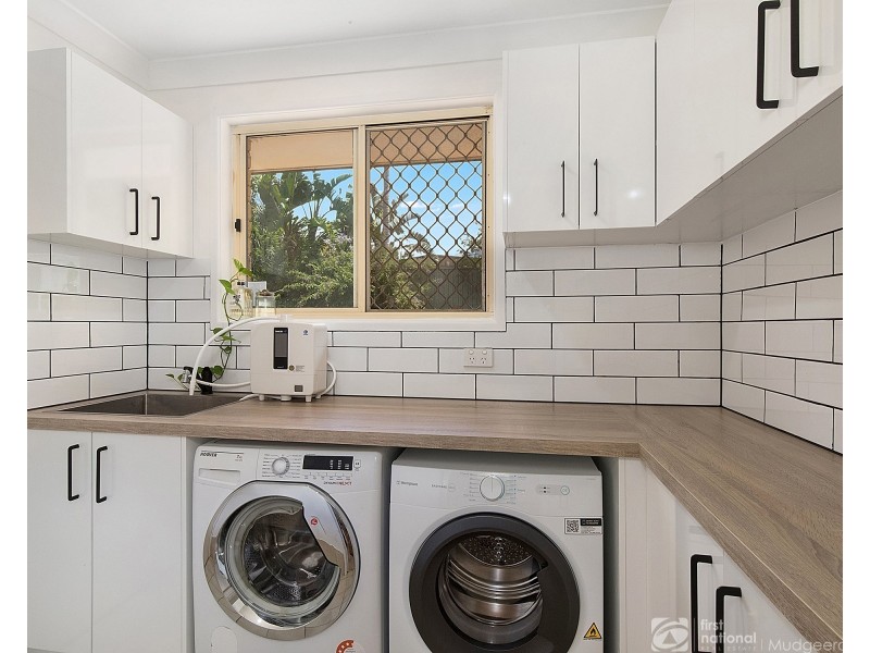 8 Jondique Avenue, Merrimac QLD 4226