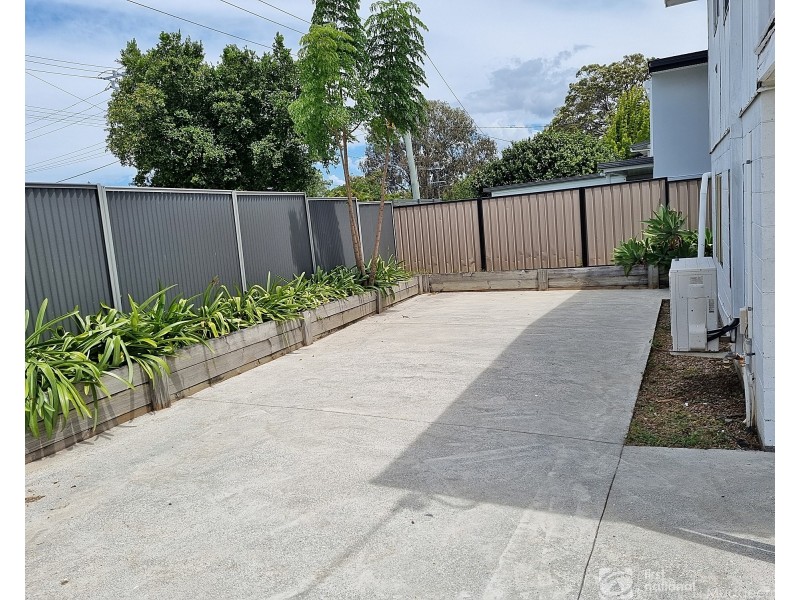 2 Beitz Avenue, Labrador QLD 4215