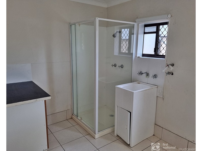 2 Beitz Avenue, Labrador QLD 4215