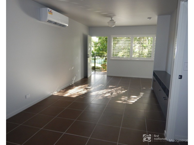 10 Sarath Street, Mudgeeraba QLD 4213