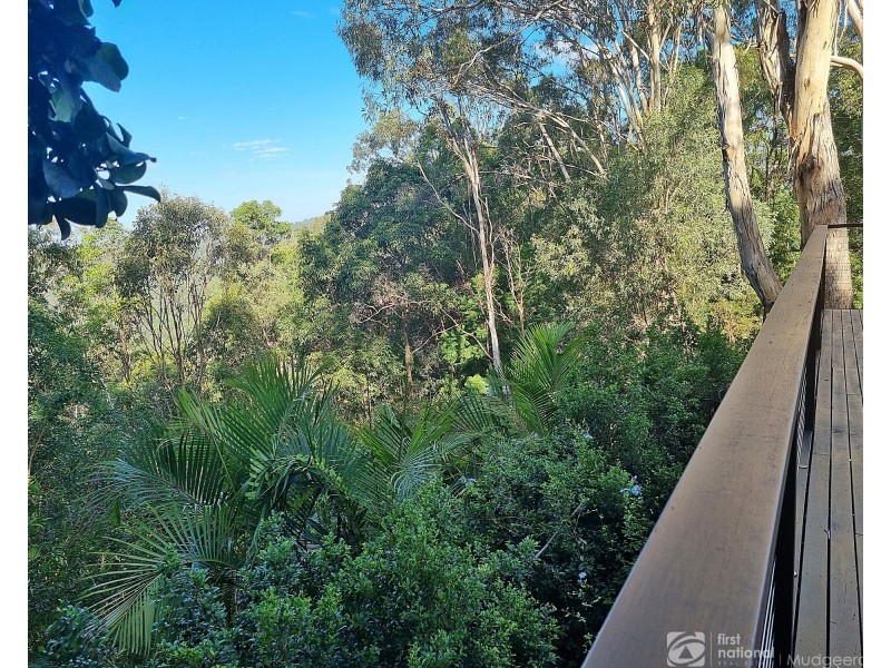 59 Saunders Drive, Bonogin QLD 4213