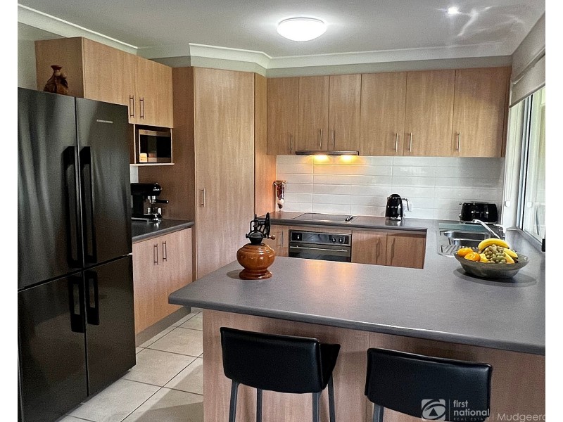 12 Kershan Street, Mudgeeraba QLD 4213