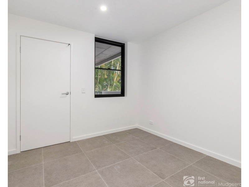 31 Aubrey Street, Surfers Paradise QLD 4217