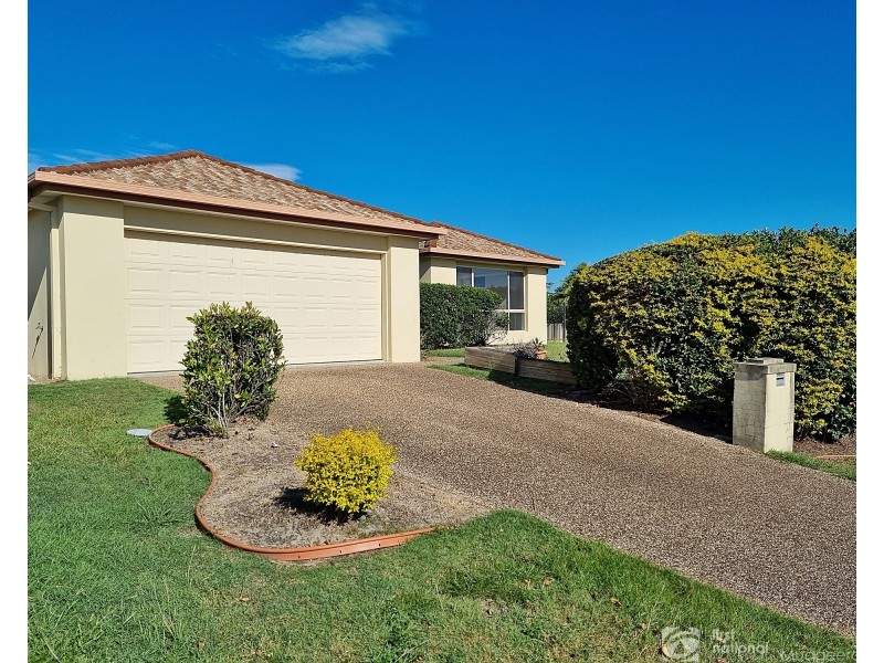 40 Maltravers Drive, Arundel QLD 4214