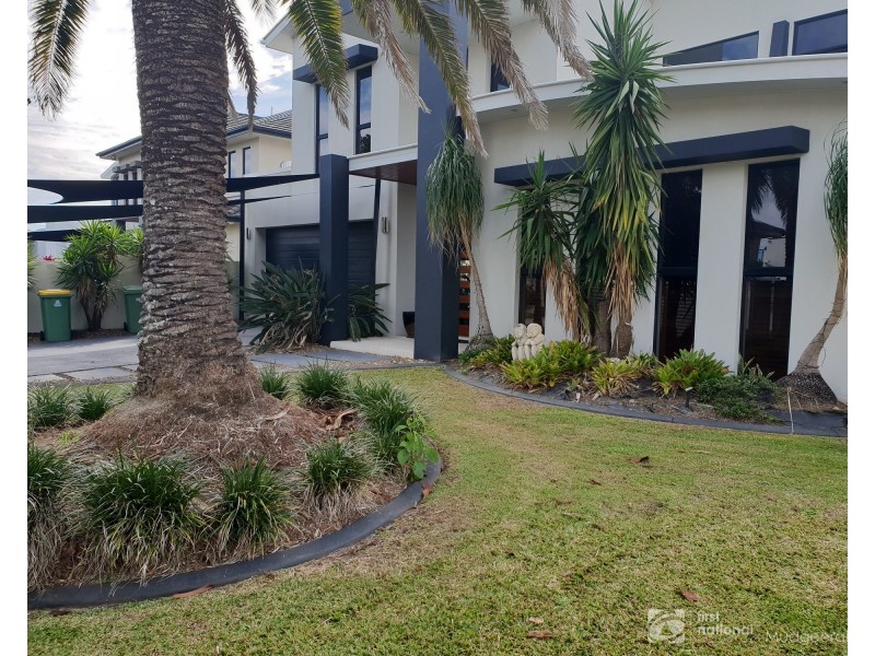 44 Coomera Court, Helensvale QLD 4212
