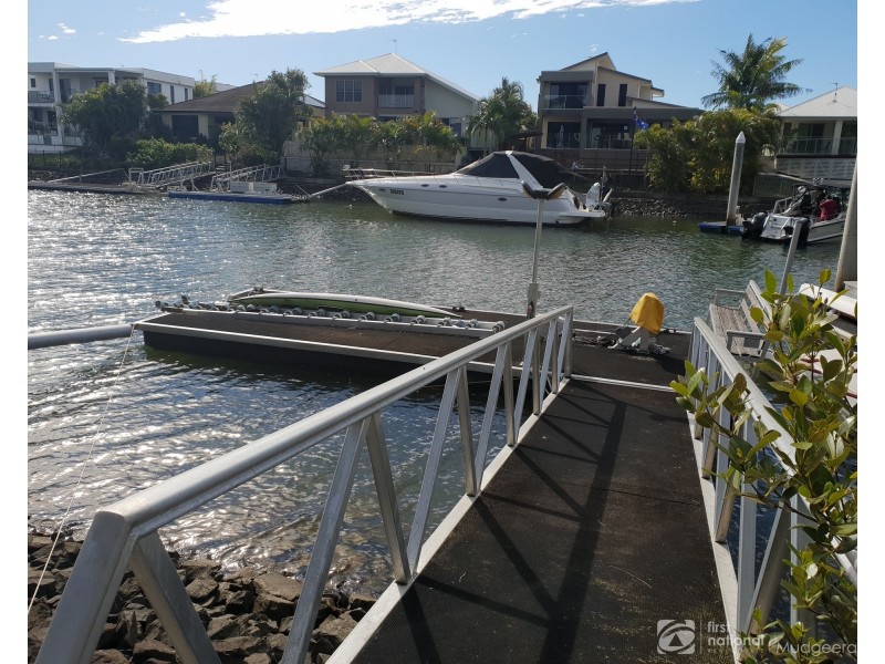 44 Coomera Court, Helensvale QLD 4212