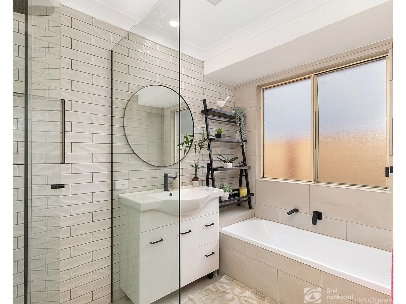 11 Soma Court, Mudgeeraba QLD 4213