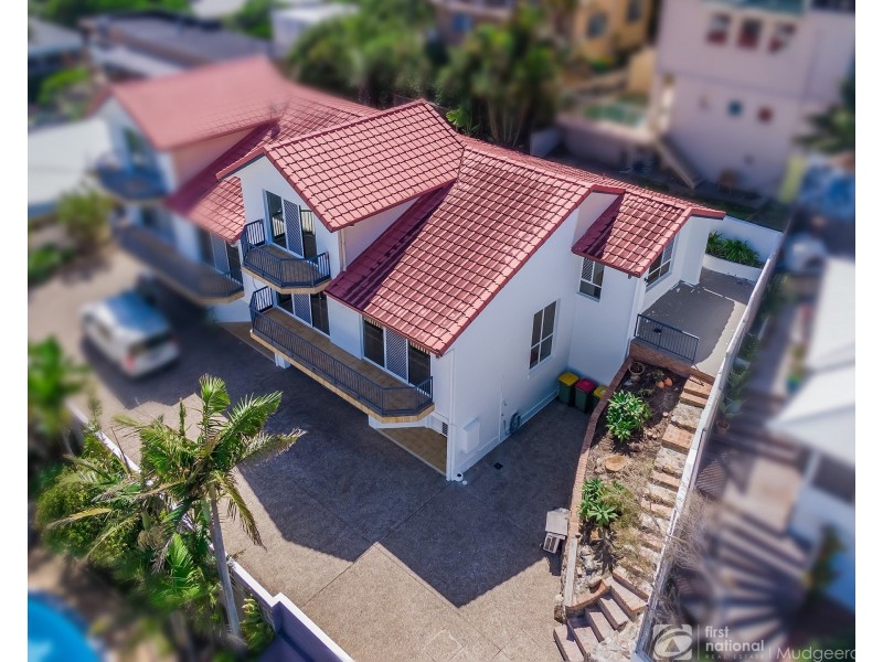 1/4 Brakes Crescent, Miami QLD 4220