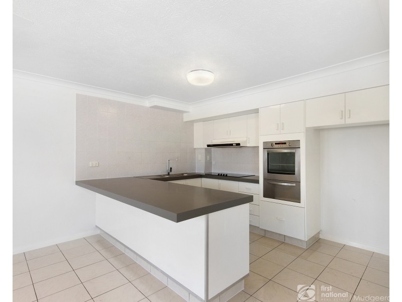 1/4 Brakes Crescent, Miami QLD 4220