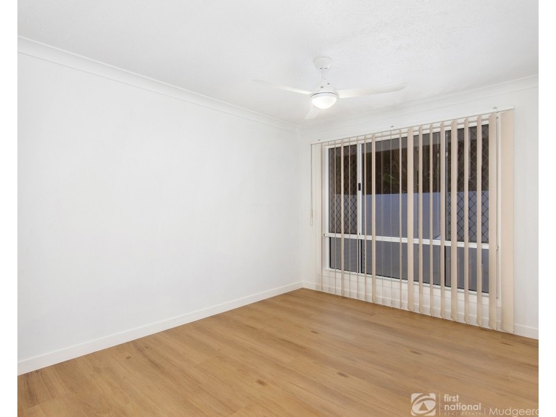 1/4 Brakes Crescent, Miami QLD 4220