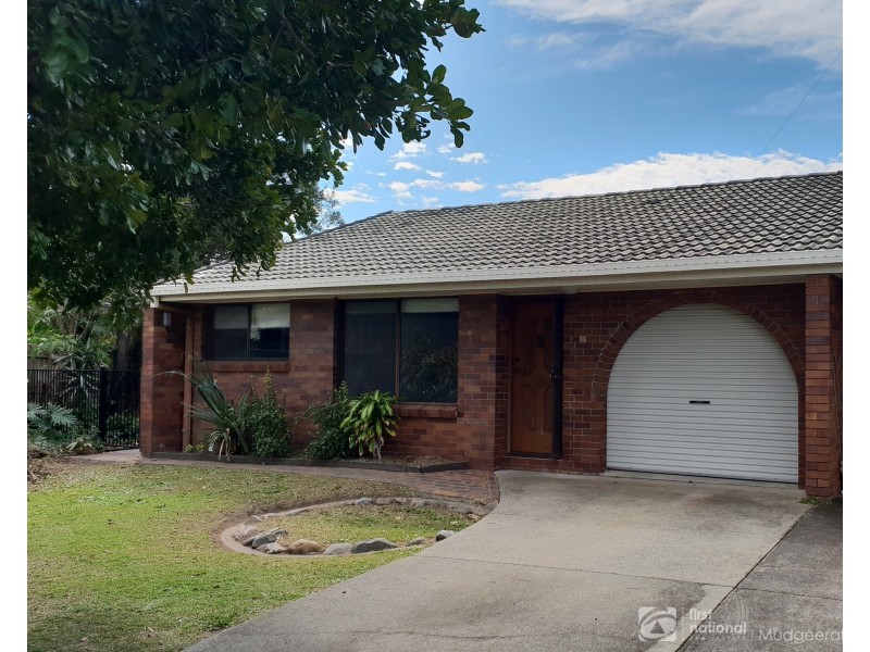 1/13 Russell Court, Miami QLD 4220