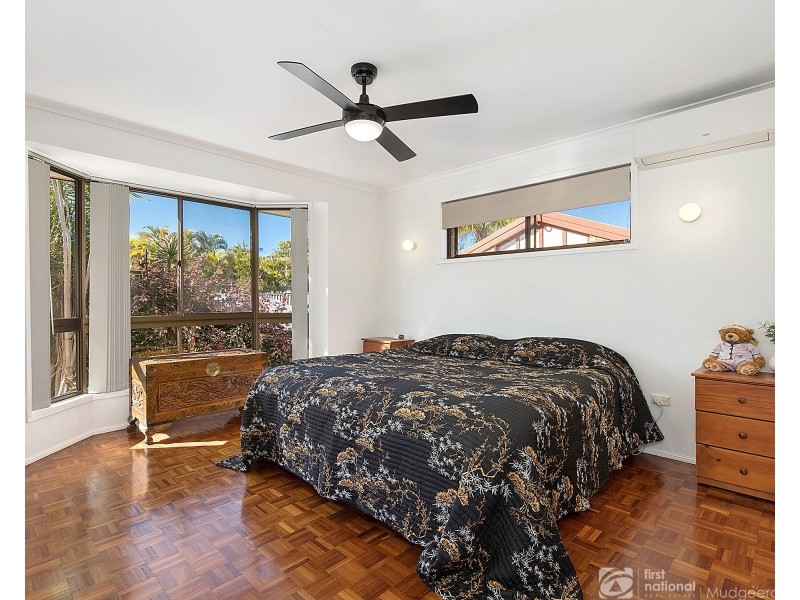 4 Soma Court, Mudgeeraba QLD 4213