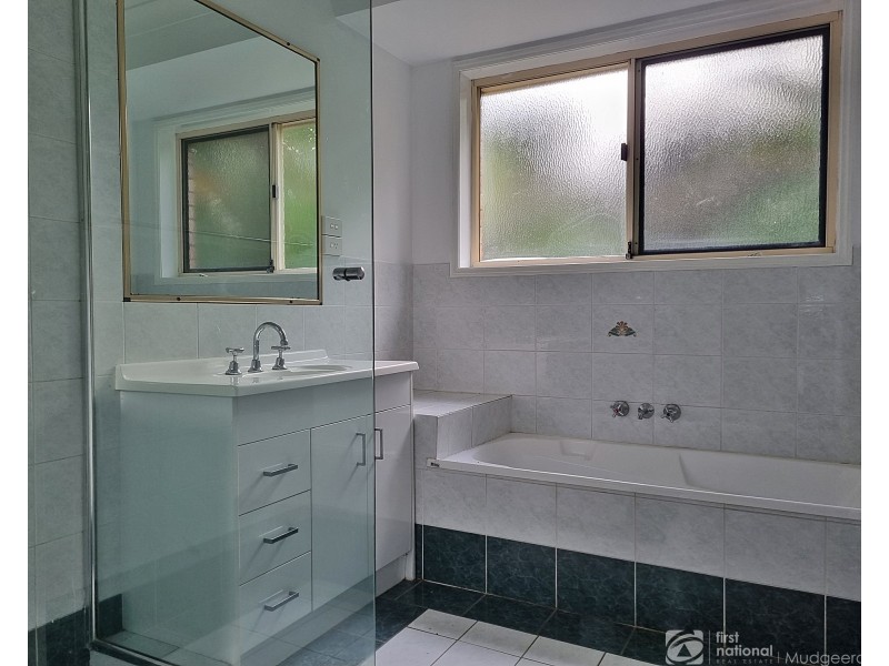 59 Saunders Drive, Bonogin QLD 4213