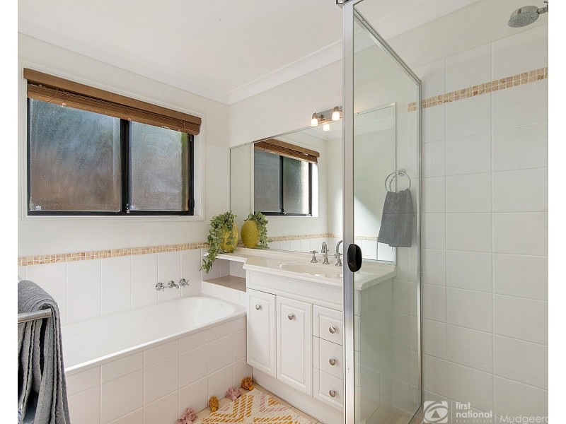 20 Kerala Court, Mudgeeraba QLD 4213