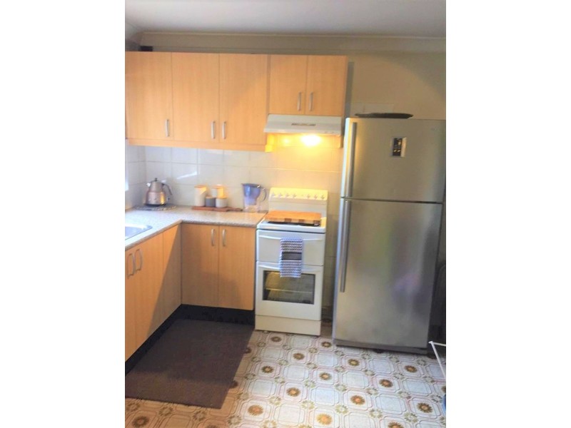 8/6-8 Fairlight Avenue, Fairfield NSW 2165