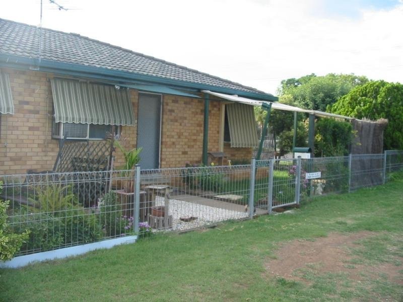 2/56 Vera Street, Tamworth NSW 2340