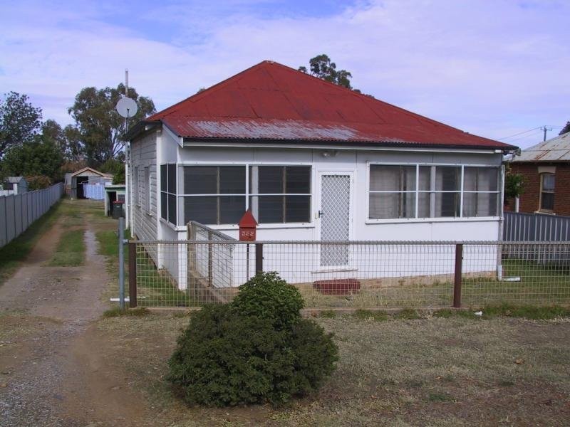 355 Armidale Road, Tamworth NSW 2340