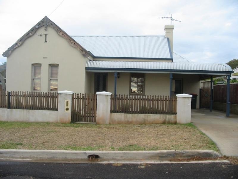 10 Rawson Avenue, Tamworth NSW 2340