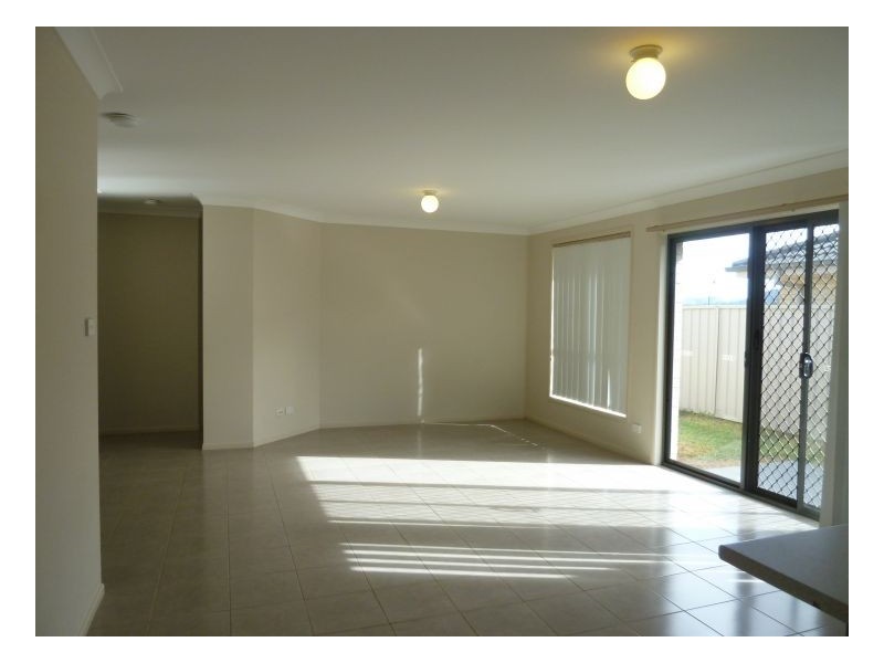 16 Rosella Avenue, Calala NSW 2340