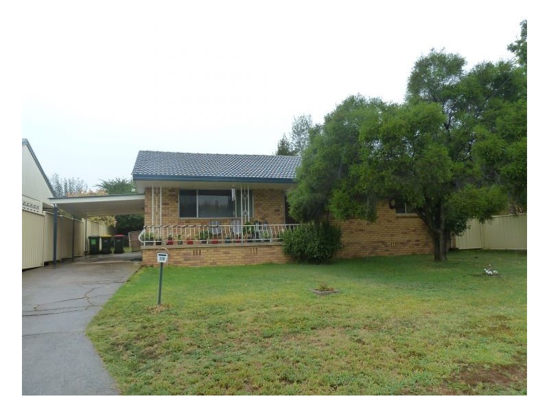15 John Street, Tamworth NSW 2340