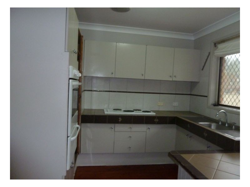 2 Waree Drive, Tamworth NSW 2340