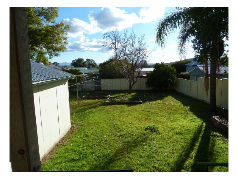 10 Janison Street, Tamworth NSW 2340