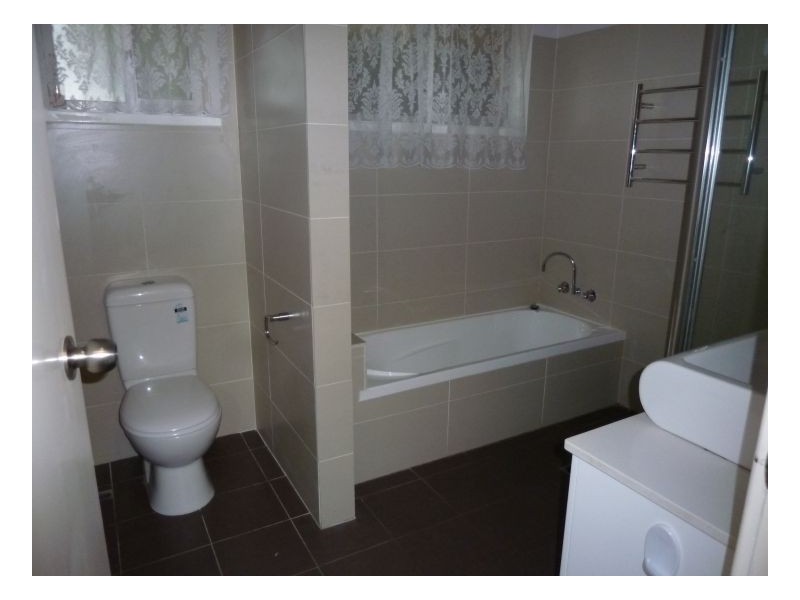 15 Dorothy Avenue, Kootingal NSW 2352