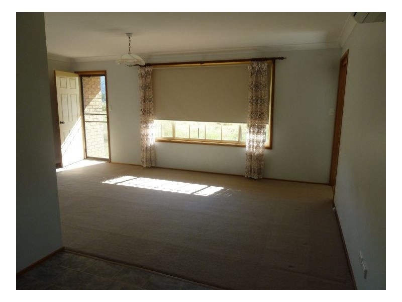 26 Mullumbimby Close, Tamworth NSW 2340