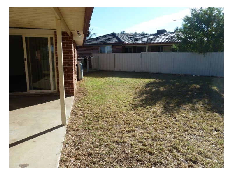 2/26 Fishermans Place, Tamworth NSW 2340