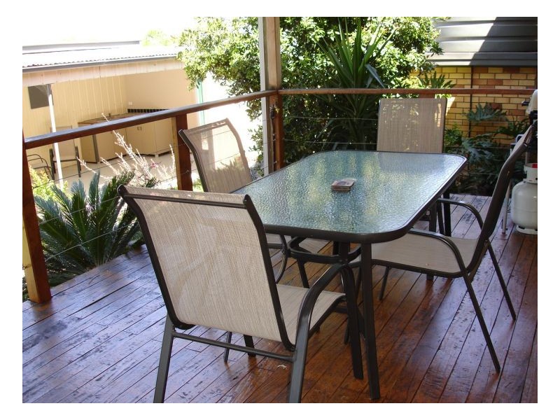 4 Pine St, Kootingal NSW 2352