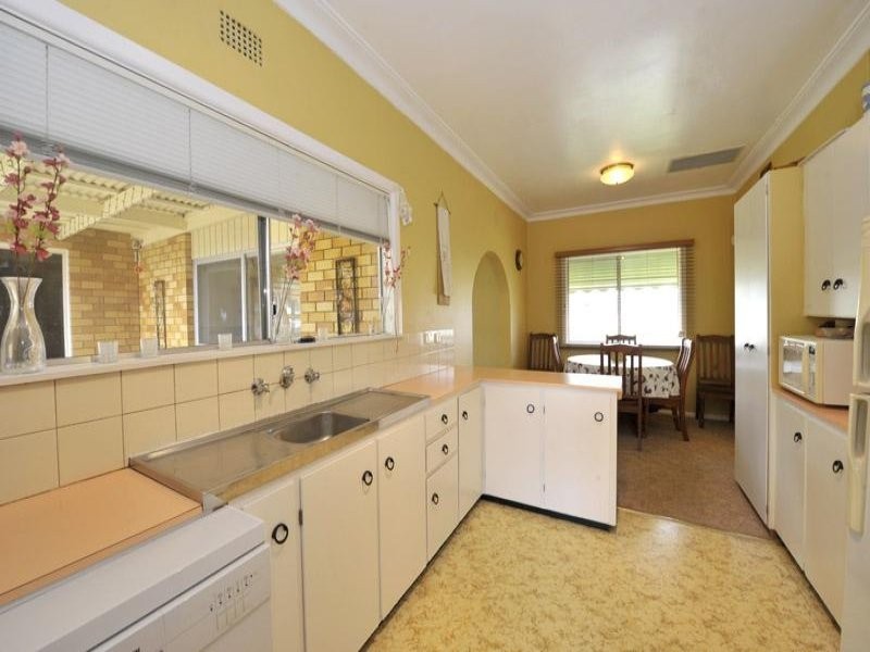 South Tamworth NSW 2340