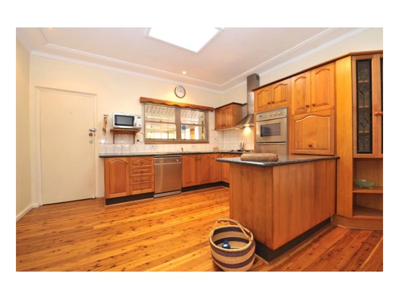 43 Roderick St, Tamworth NSW 2340