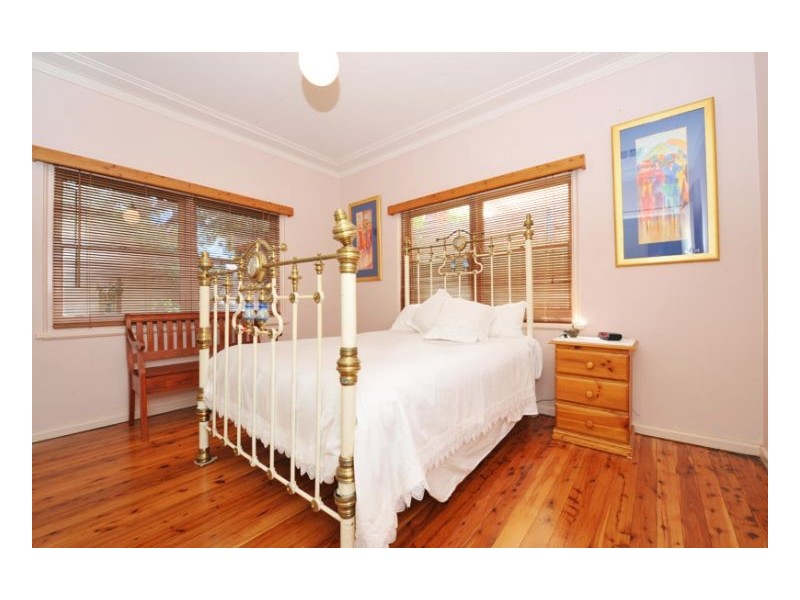 43 Roderick St, Tamworth NSW 2340