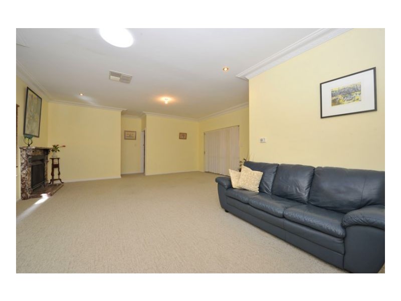 43 Roderick St, Tamworth NSW 2340